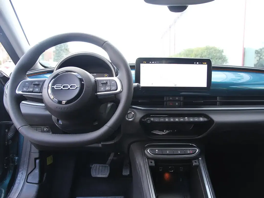 Fiat 600 MHEV AUT - Thumbnail 10