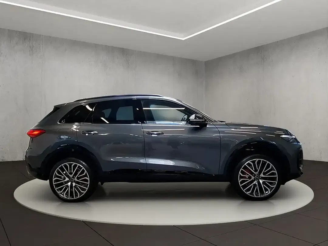 Audi SQ5 TFSI S tronic Edition One - Thumbnail 7