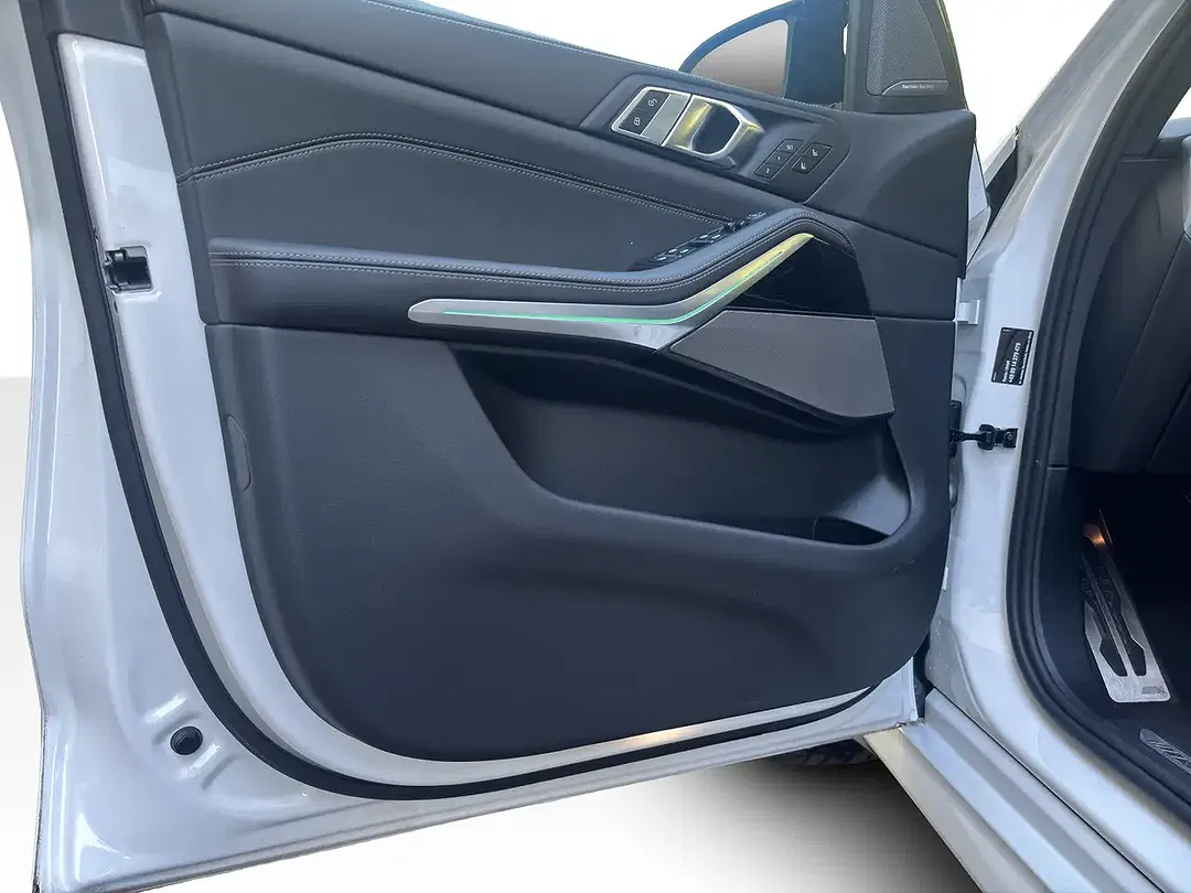 BMW X5 M xDrive - Thumbnail 14