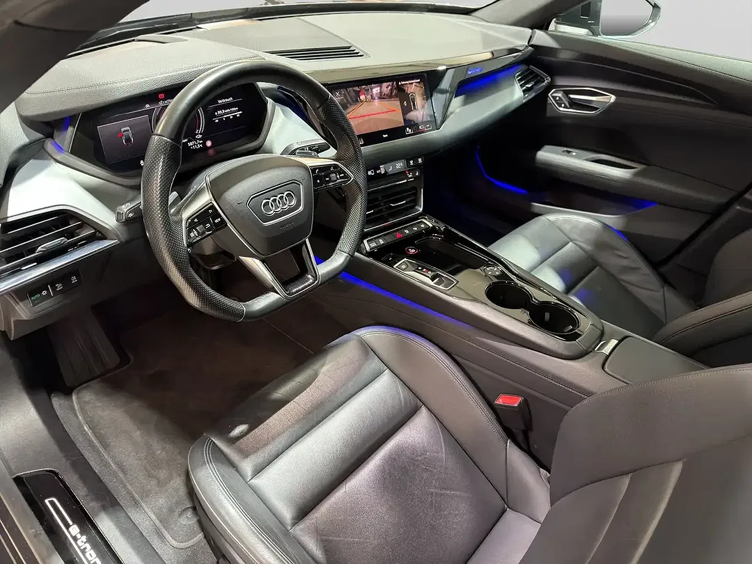 Audi e-tron GT quattro - Thumbnail 13