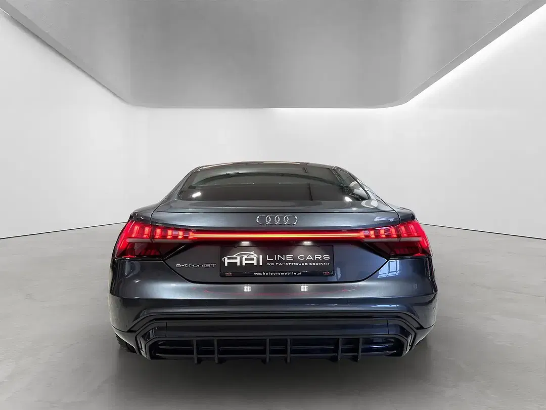 Audi e-tron GT quattro - Thumbnail 6