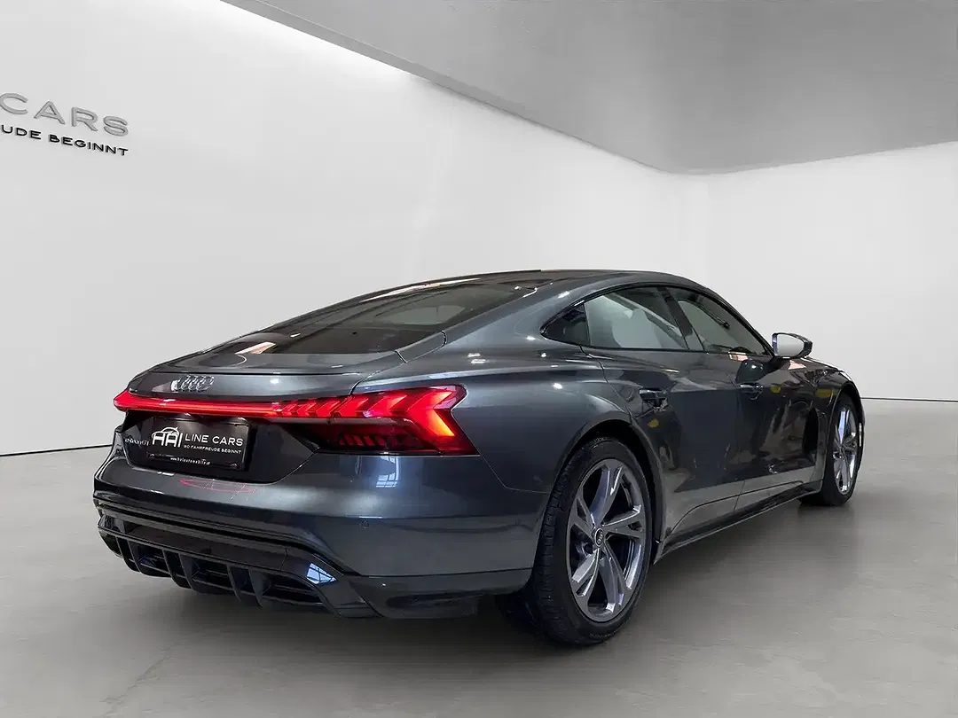 Audi e-tron GT quattro - Thumbnail 7