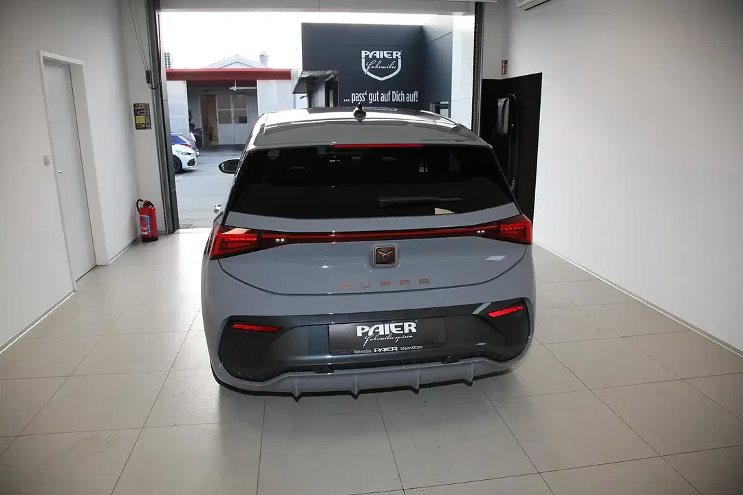CUPRA Born - Thumbnail 4