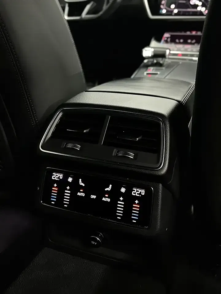 Audi A7 50 TFSI e quattro Sportback S line - Thumbnail 15