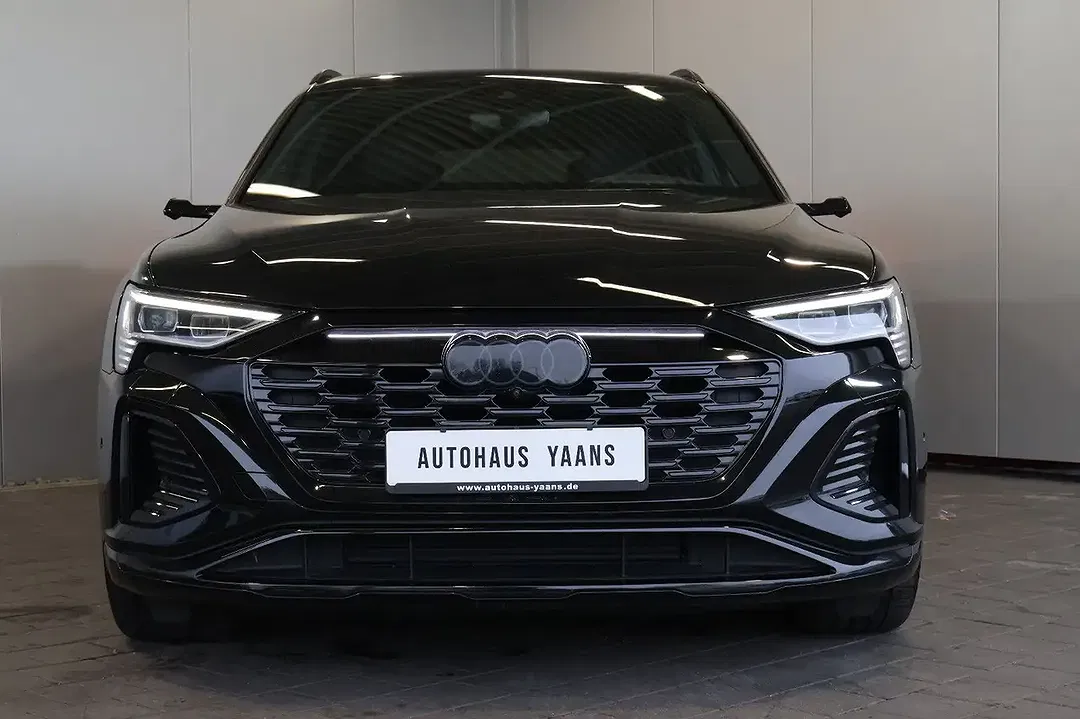 Audi Q8 55 e-tron quattro Sportback S line - foto 2