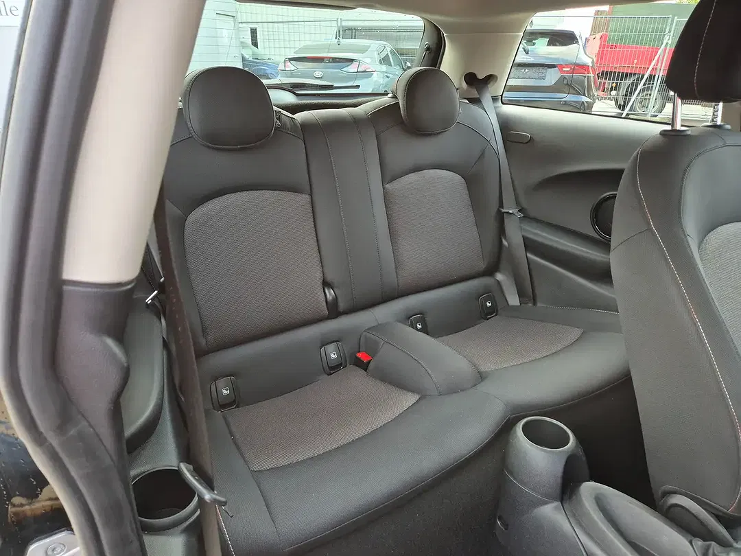 MINI Cooper 1.5 - Thumbnail 14