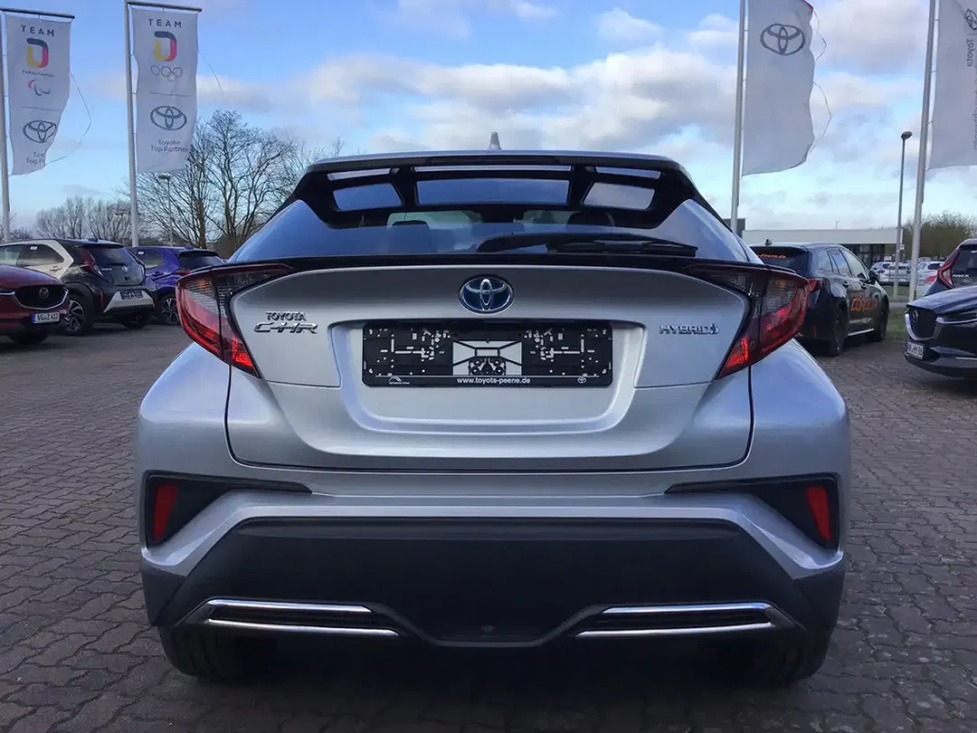 Toyota C-HR Hybrid Team Deutschland - Thumbnail 4