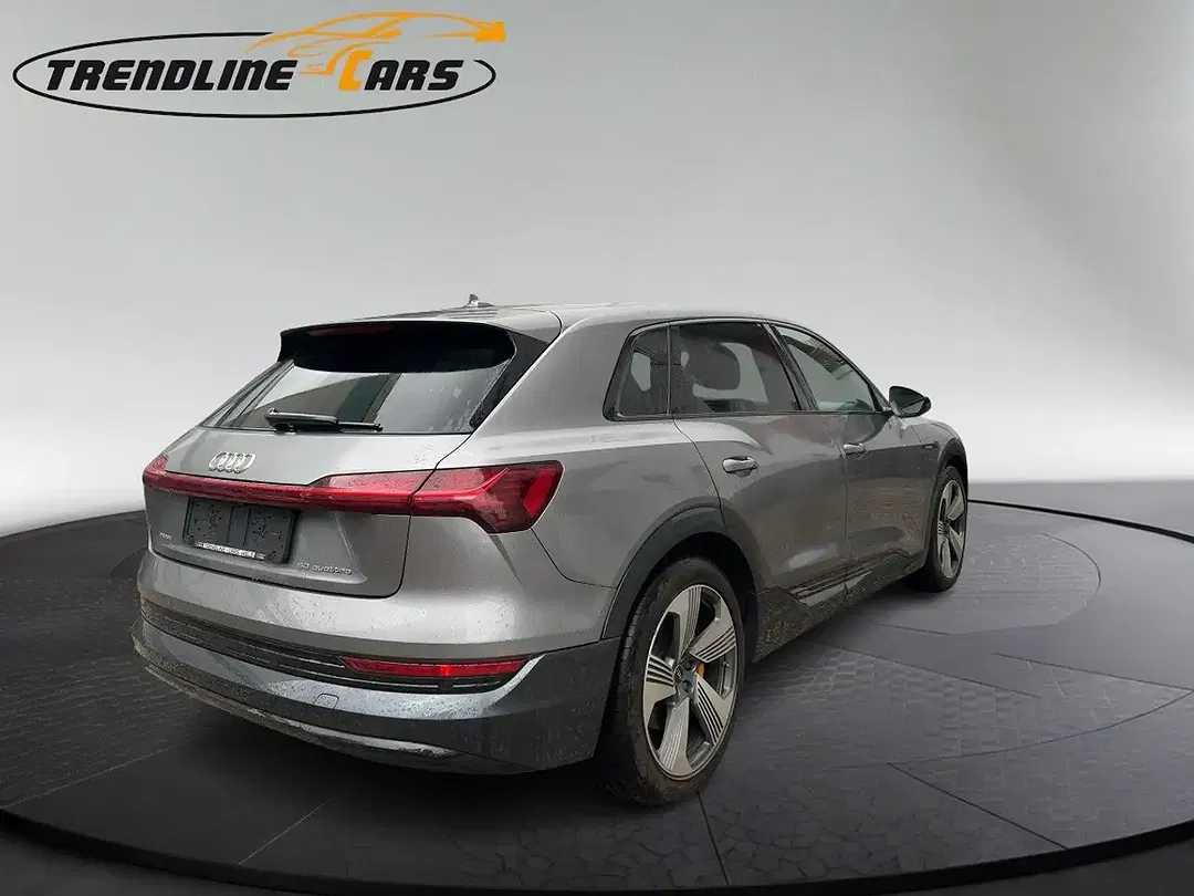 Audi e-tron 50 quattro S line - Thumbnail 8