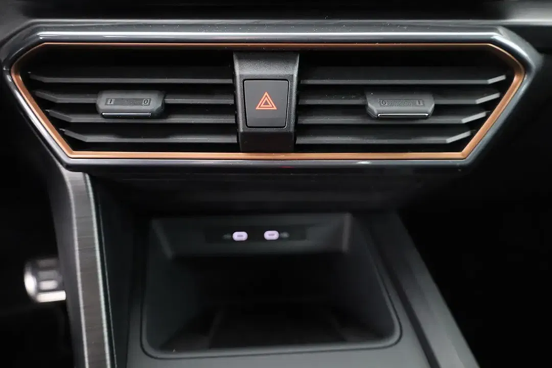 CUPRA Formentor PHEV VZ1 - Thumbnail 11