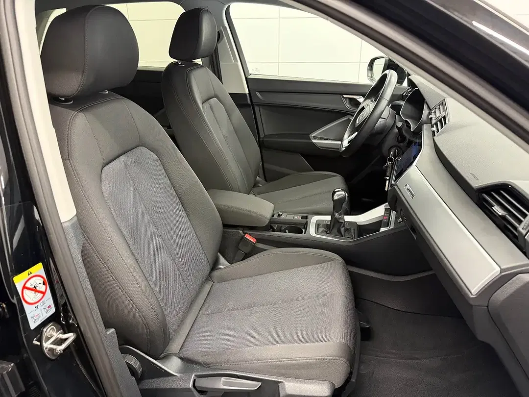 Audi Q3 35 2.0 TDI S tronic - Thumbnail 8