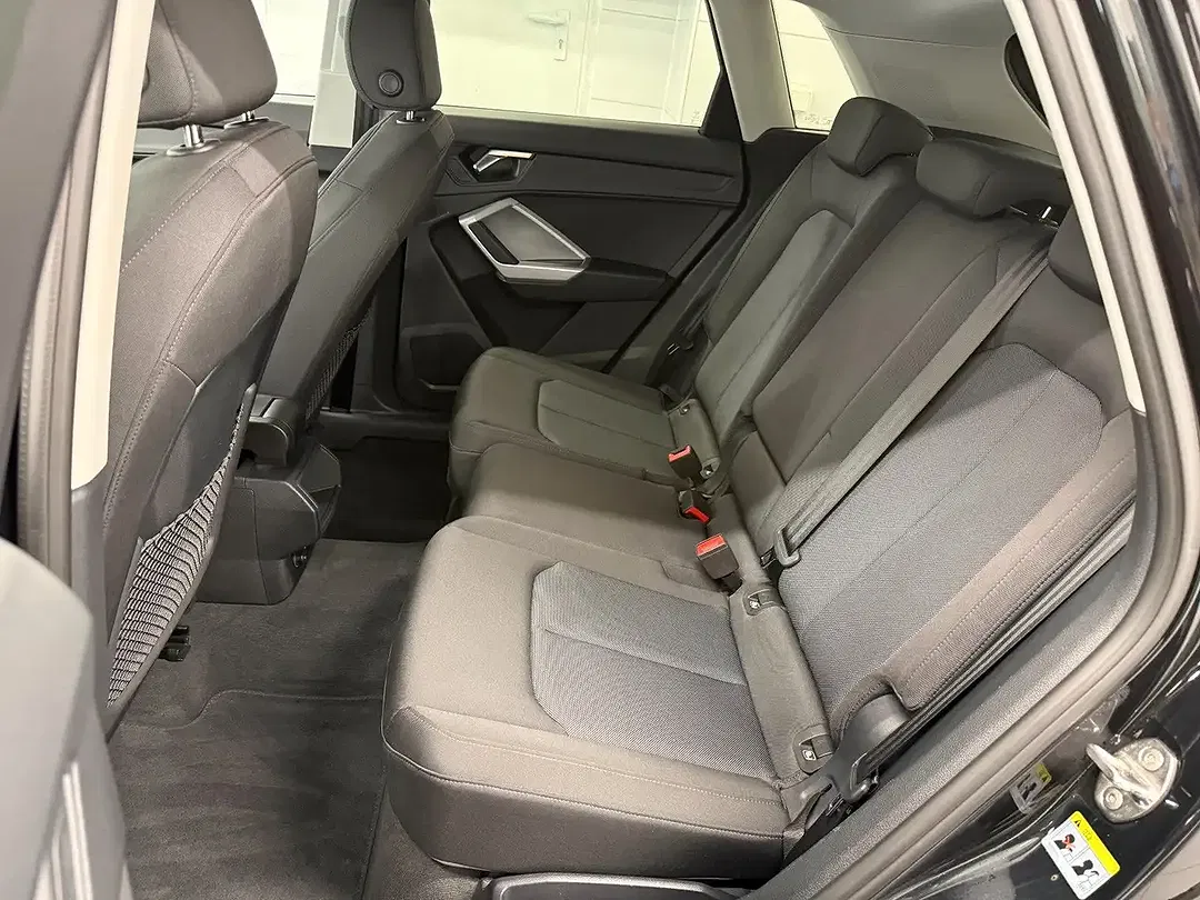 Audi Q3 35 2.0 TDI S tronic - Thumbnail 9