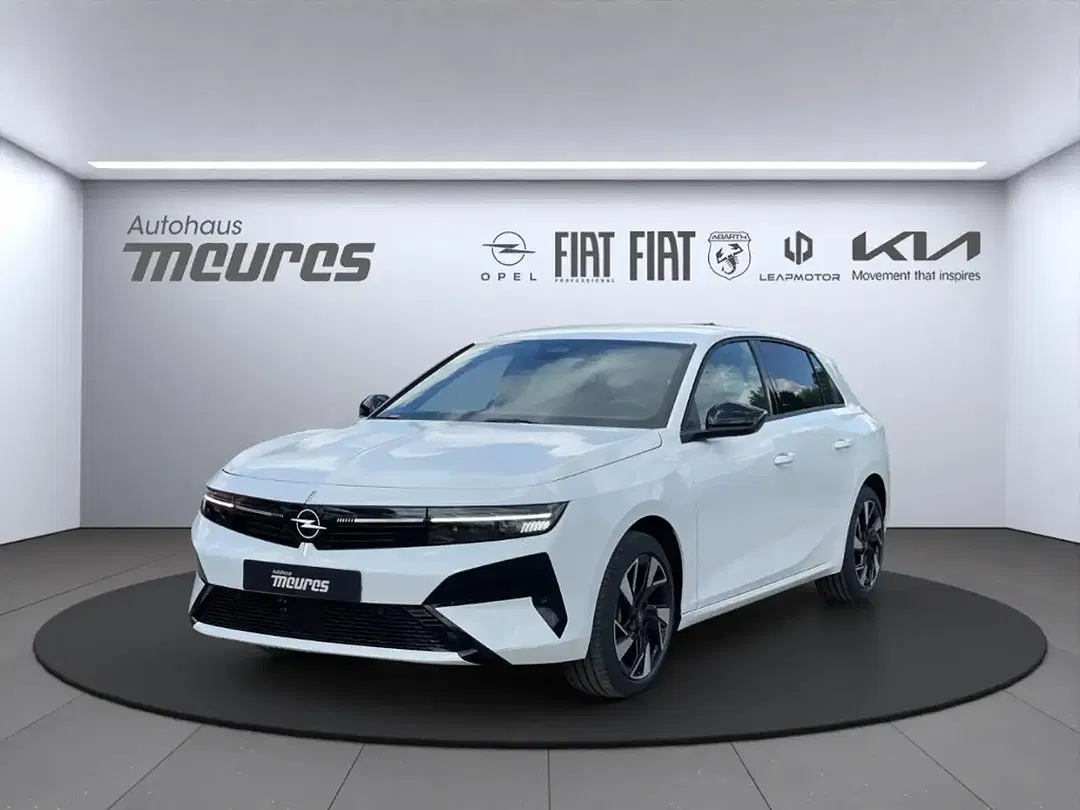 Opel Astra Hybrid GS - Thumbnail 1