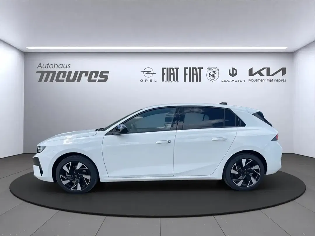 Opel Astra Hybrid GS - Thumbnail 2