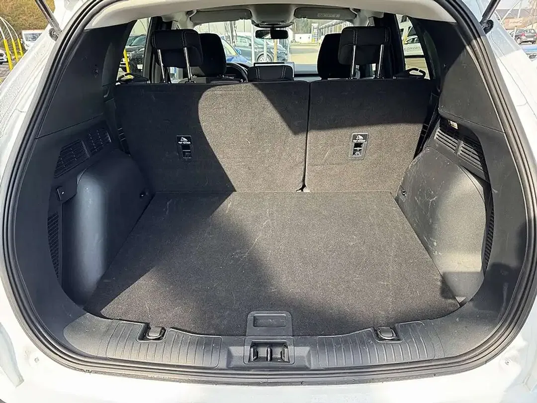 Ford Kuga 2.5 AUT 4x4 Active - Thumbnail 10