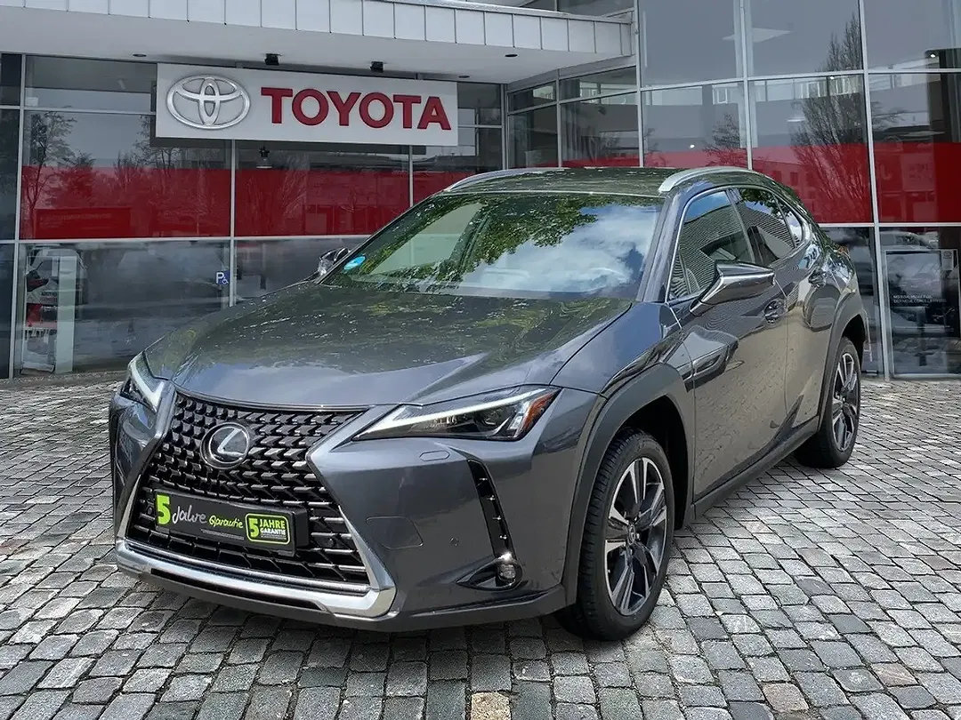 Lexus UX 250h Style Edition - foto 2