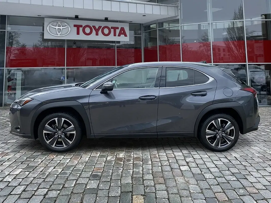 Lexus UX 250h Style Edition - Thumbnail 3