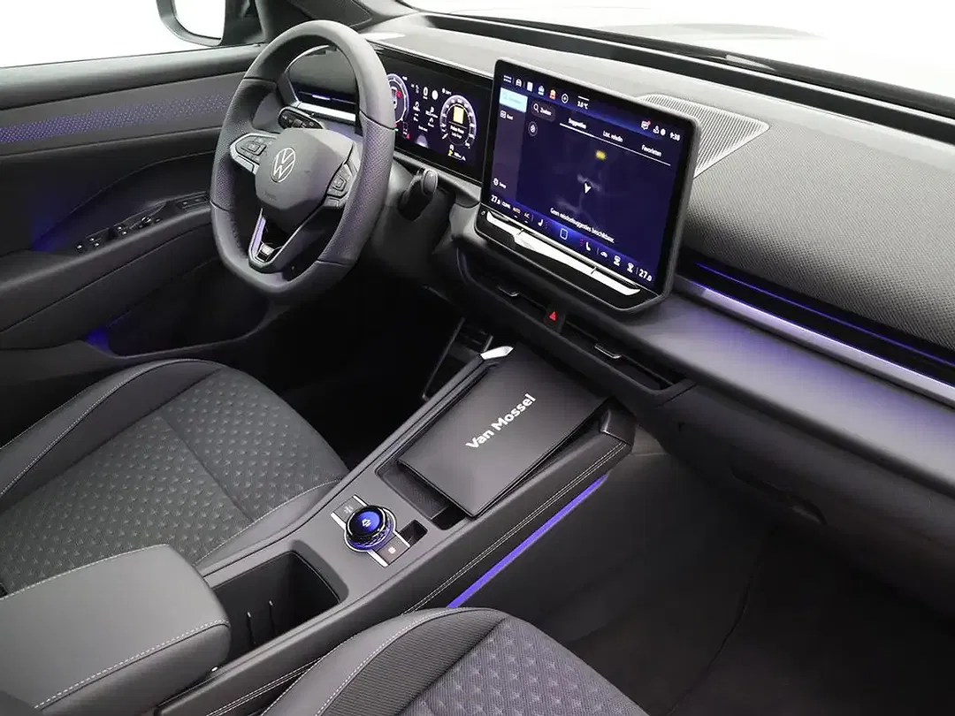 Volkswagen T-Roc 1.5 TSI DSG R-Line - Thumbnail 3
