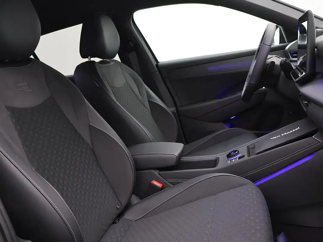 Volkswagen T-Roc 1.5 TSI DSG R-Line - Thumbnail 7