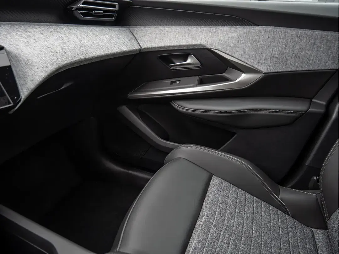 Peugeot 3008 145 Hybrid Allure - Thumbnail 13