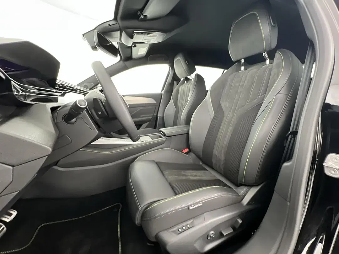 Peugeot 408 Hybrid GT - Thumbnail 7