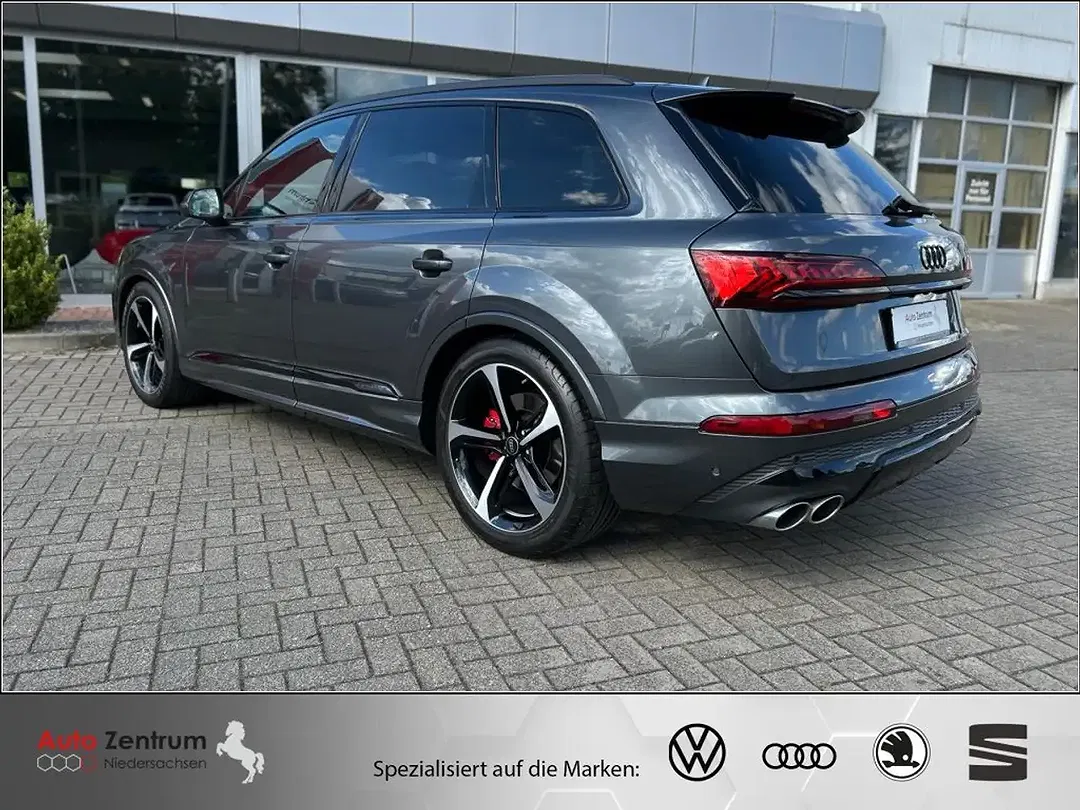 Audi SQ7 TFSI competition plus - Thumbnail 3