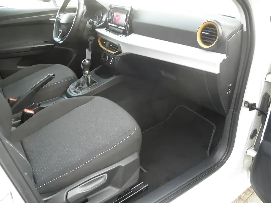 SEAT Ibiza - Thumbnail 11