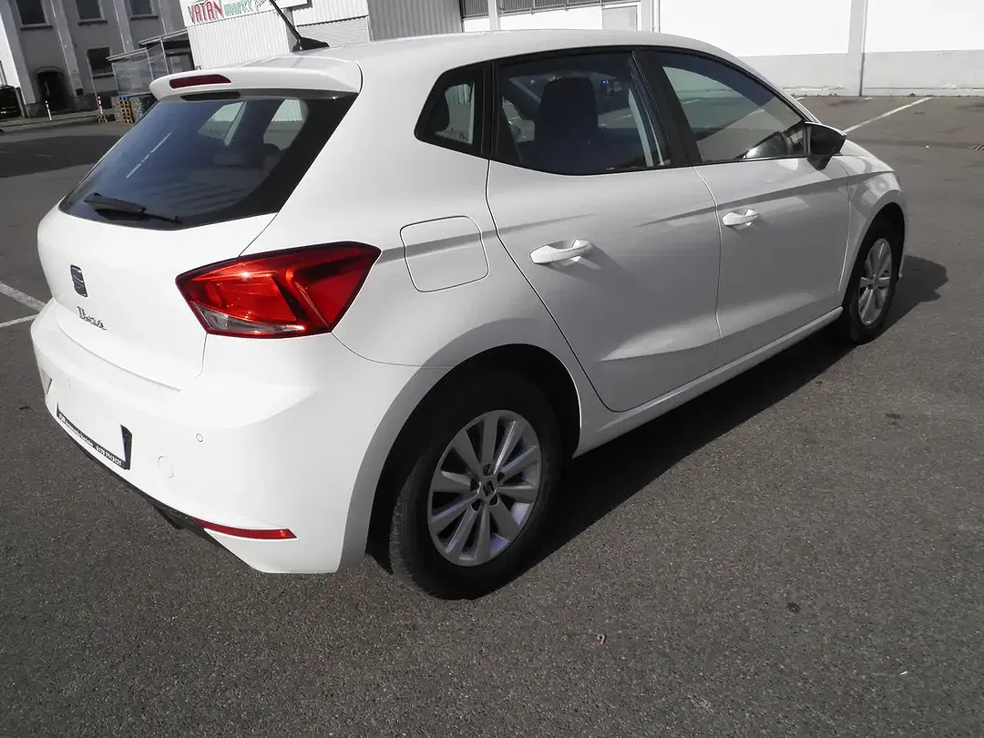 SEAT Ibiza - Thumbnail 3