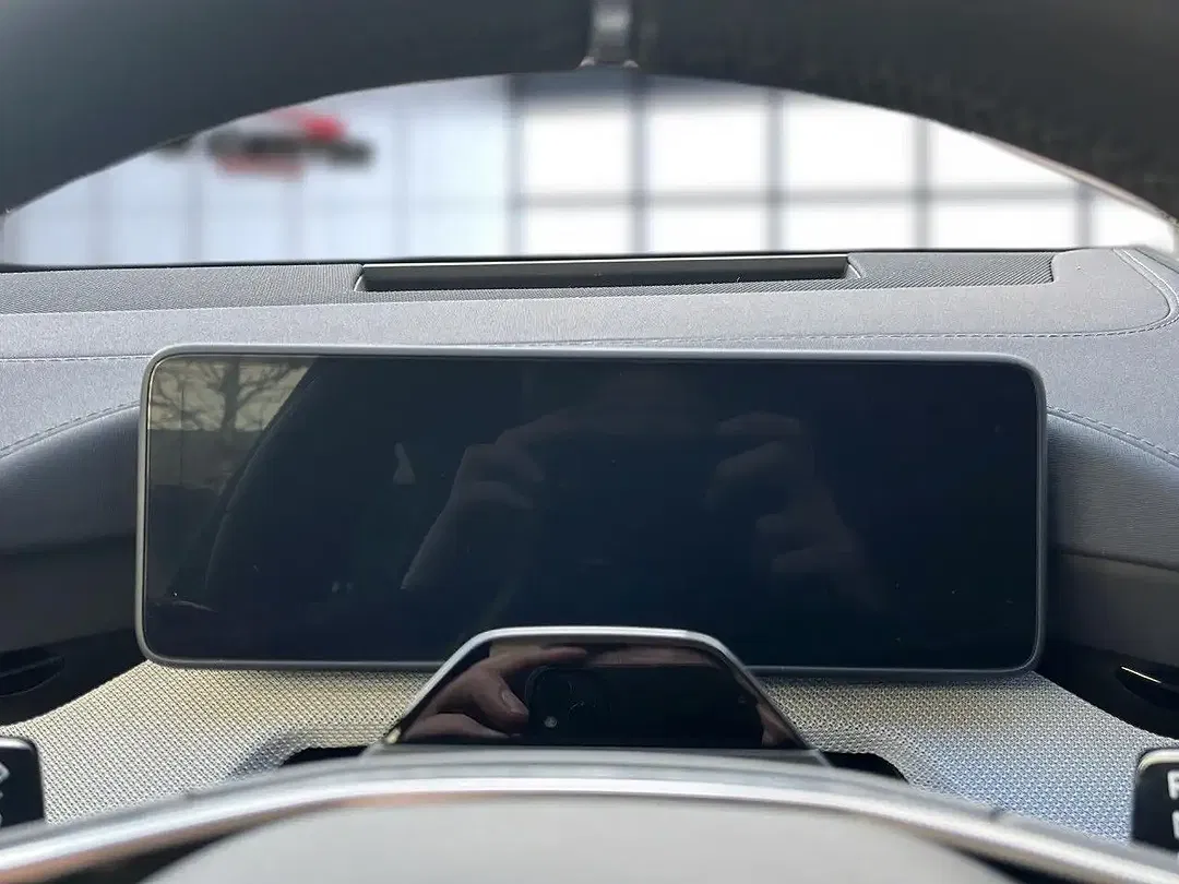 Polestar 4 - Thumbnail 12