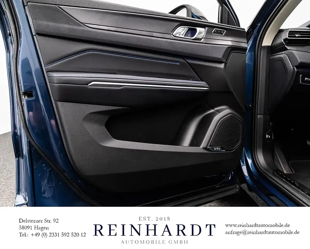 Lynk & Co 01 - Thumbnail 11