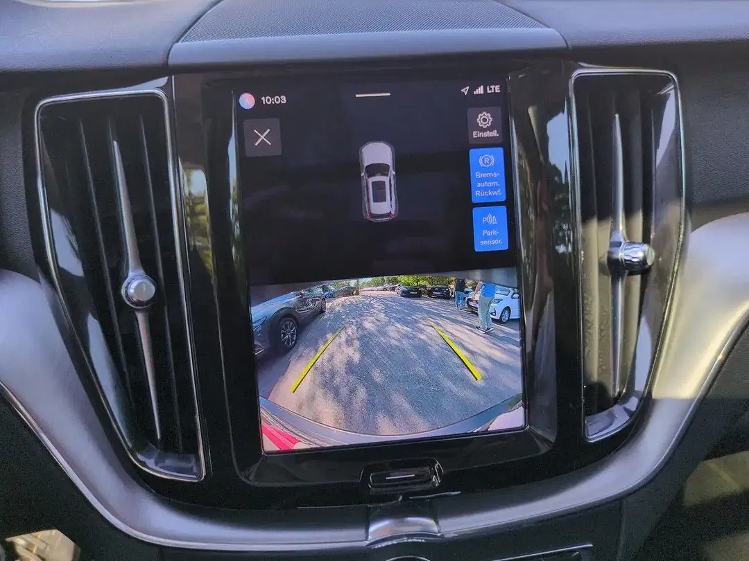 Volvo XC60 B4 AUT Momentum Pro - Thumbnail 13