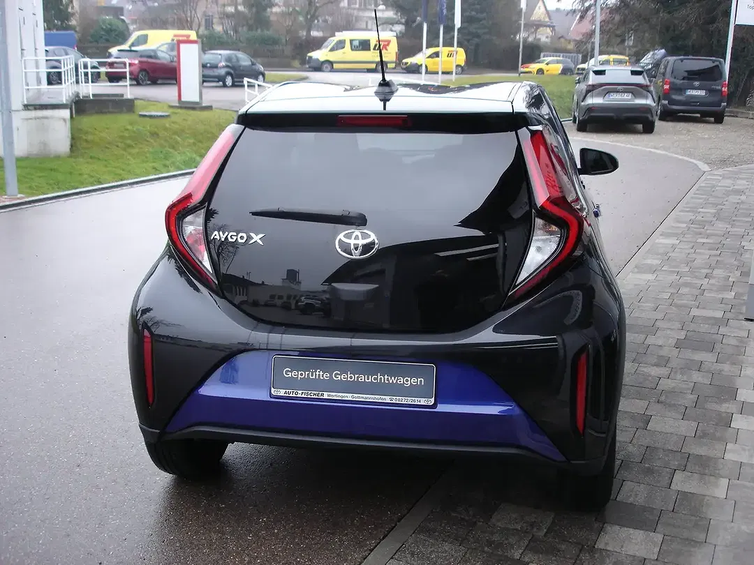 Toyota Aygo - Thumbnail 4
