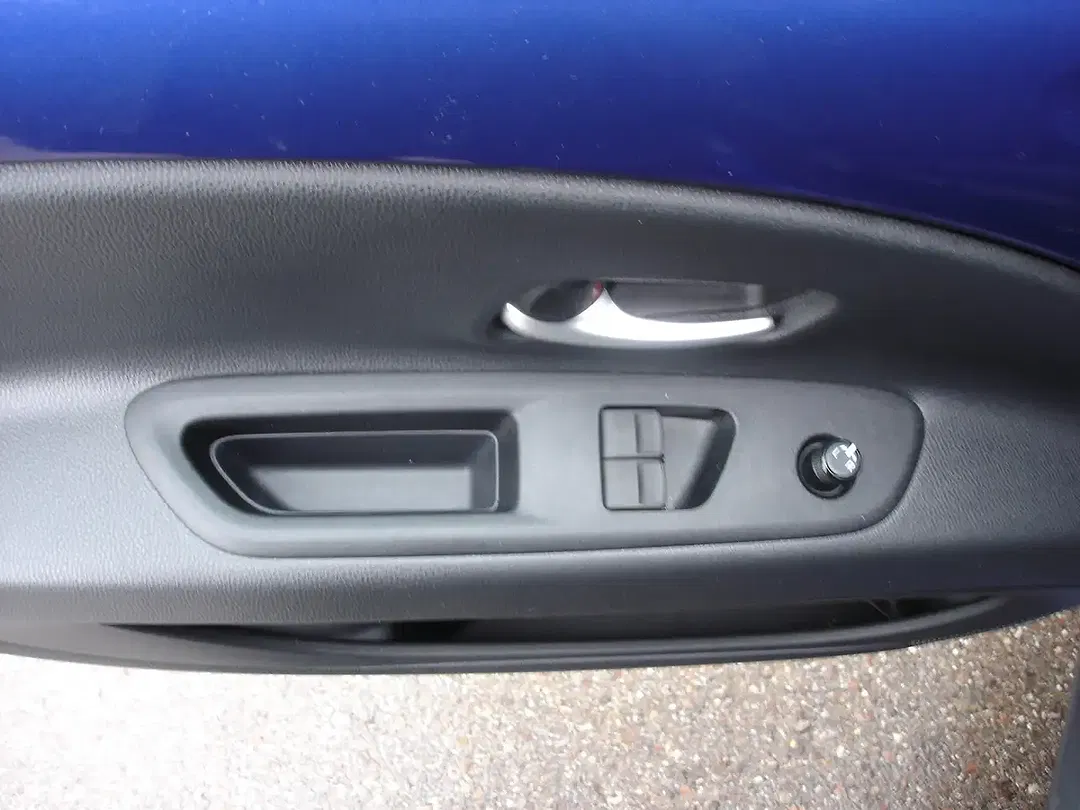 Toyota Aygo - Thumbnail 6