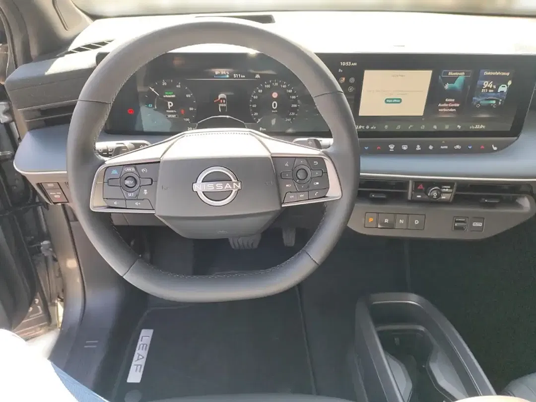 Nissan Leaf - Thumbnail 14