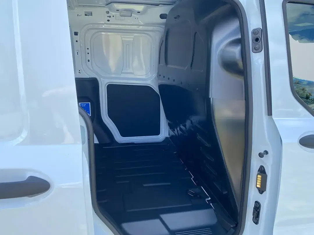 Ford Transit Courier EcoBlue Trend - Thumbnail 11