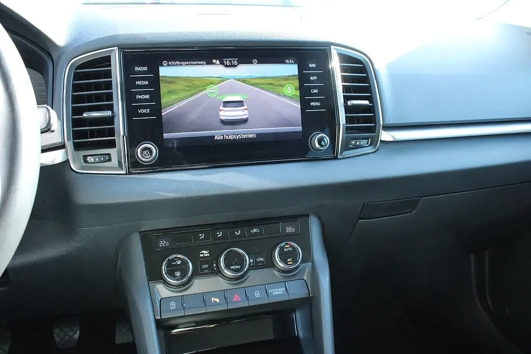 Skoda Karoq 1.0 TSI - Thumbnail 14