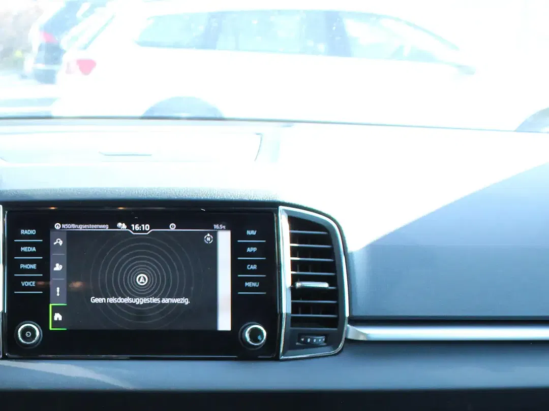 Skoda Karoq 1.0 TSI - Thumbnail 7