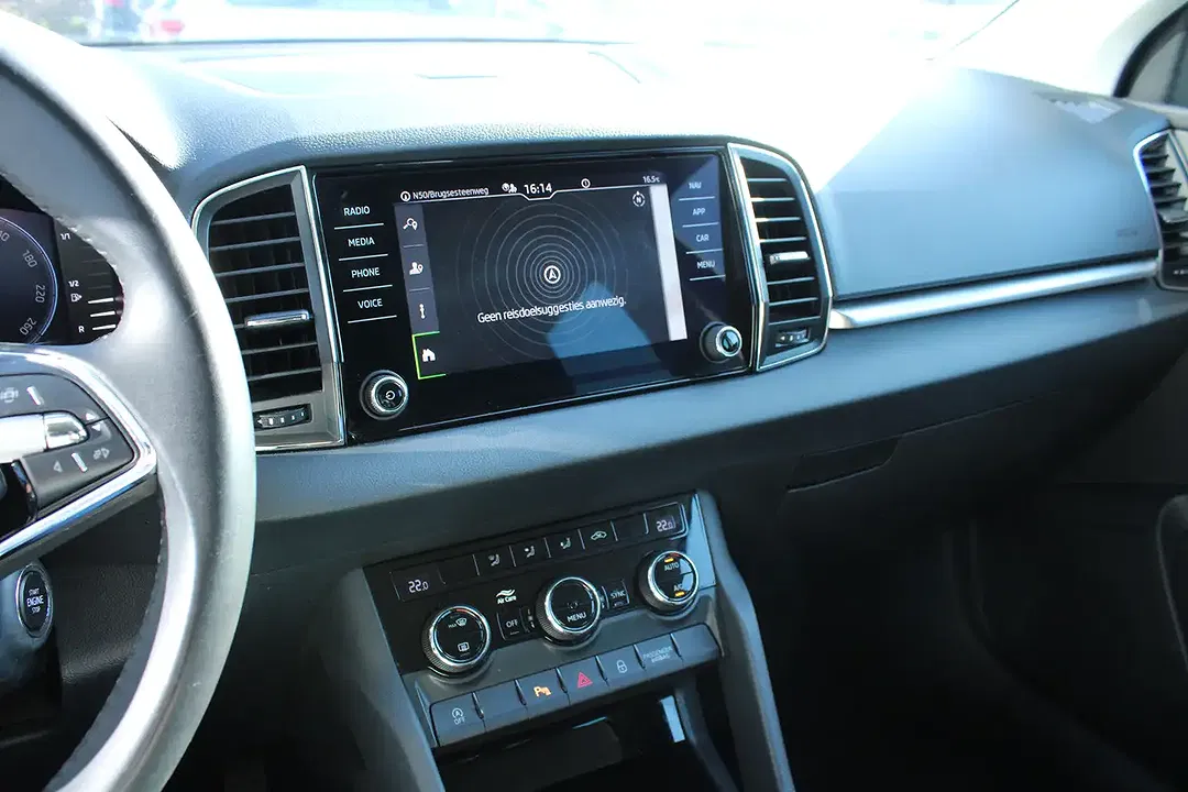 Skoda Karoq 1.0 TSI - Thumbnail 9