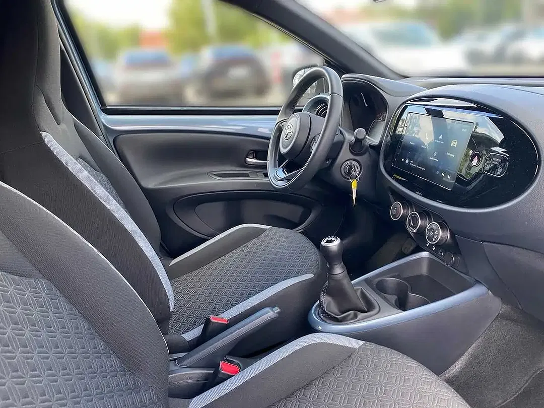 Toyota Aygo X Teamplayer - Thumbnail 6