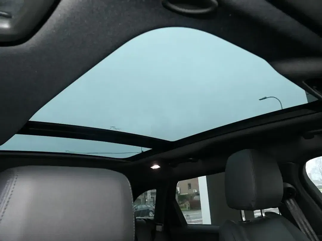 Land Rover Range Rover Velar P400e Dynamic SE - Thumbnail 5