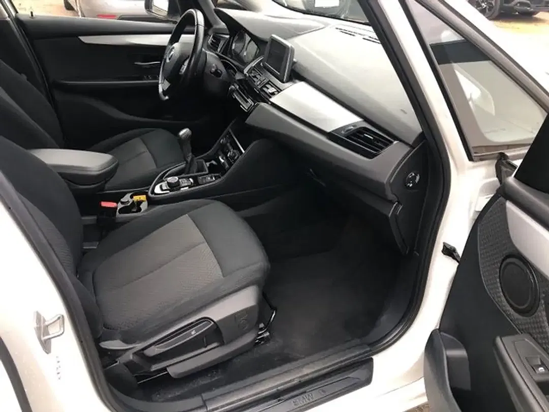 BMW 216 Active Tourer Advantage - Thumbnail 22