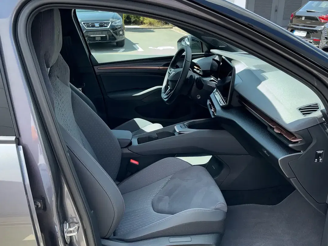 CUPRA Raval Endurance Edition Plus - Thumbnail 9