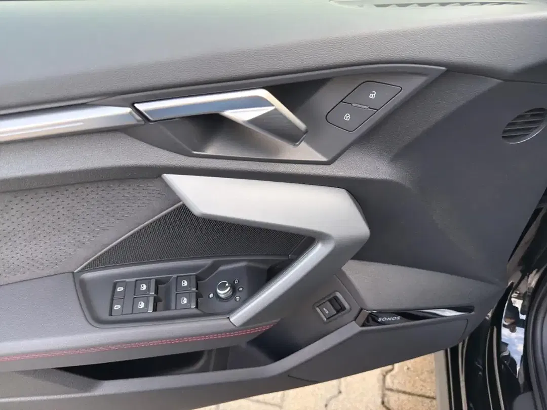 Audi S3 2.0 TFSI Matrix LED Sportback - Thumbnail 10