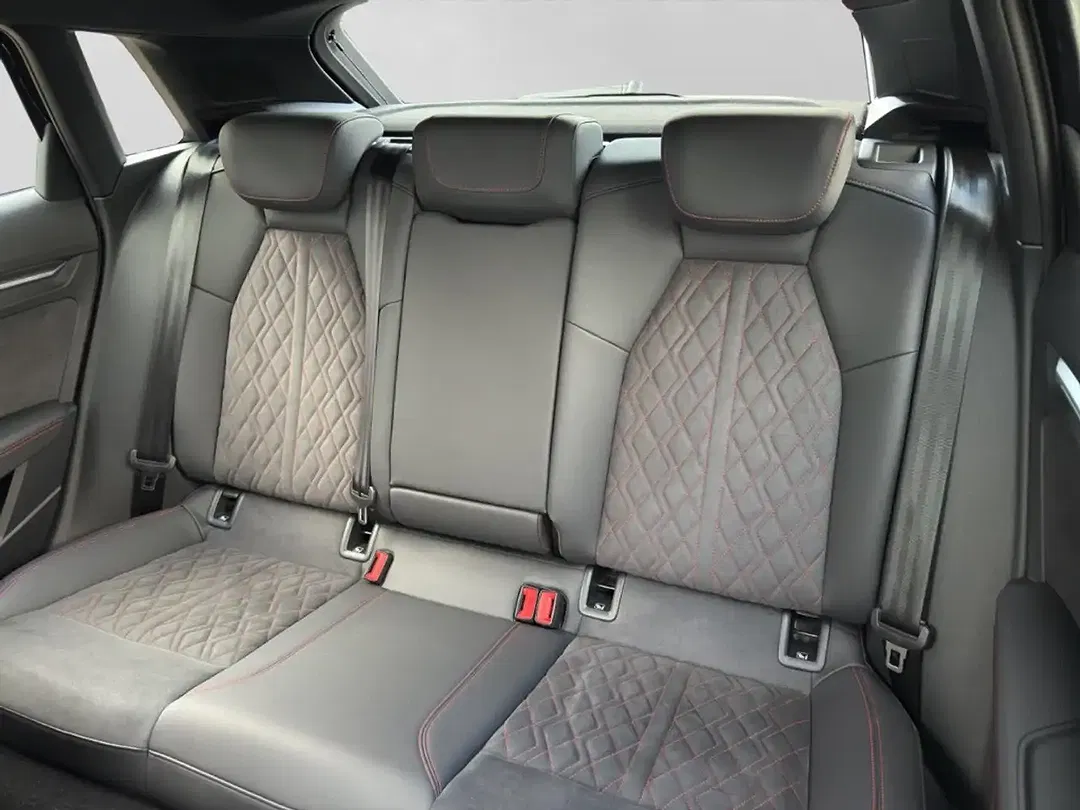 Audi S3 2.0 TFSI Matrix LED Sportback - Thumbnail 11