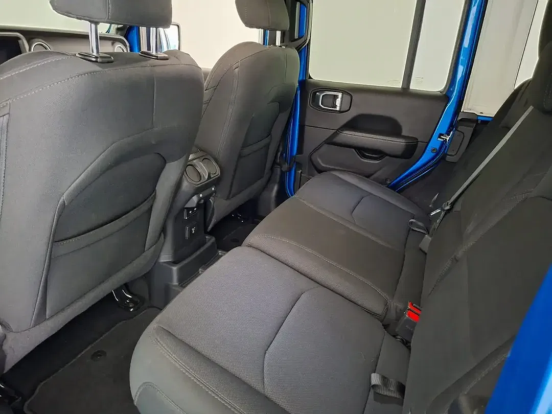 Jeep Wrangler PHEV Hybrid 4xe Unlimited Sahara - Thumbnail 13