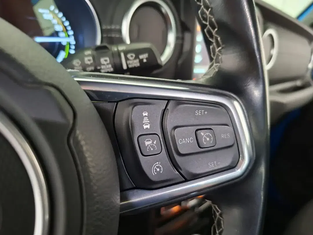 Jeep Wrangler PHEV Hybrid 4xe Unlimited Sahara - Thumbnail 18