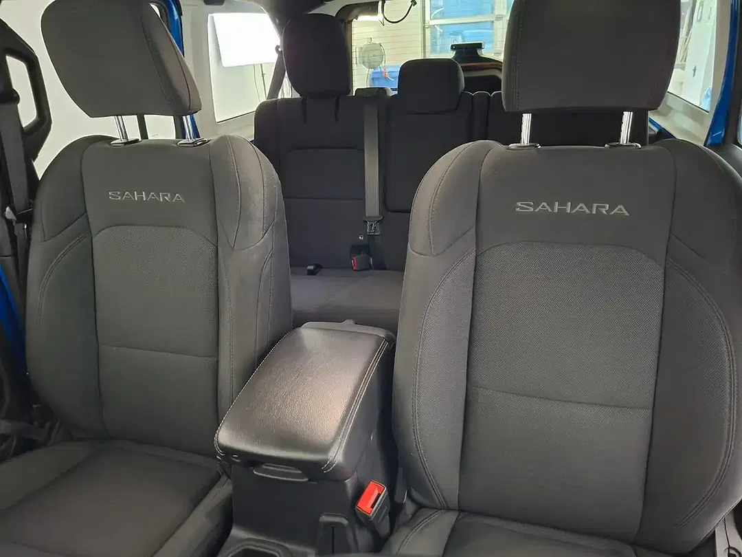Jeep Wrangler PHEV Hybrid 4xe Unlimited Sahara - Thumbnail 21
