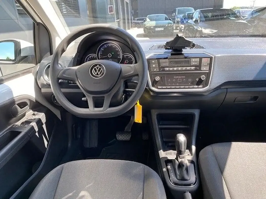 Volkswagen up! Move - Thumbnail 9
