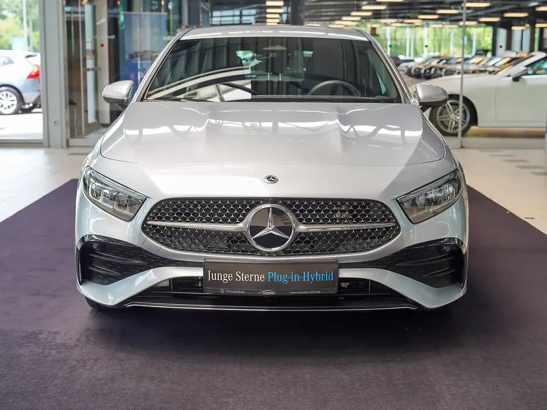 Mercedes-Benz A 250 AMG Line - Thumbnail 7
