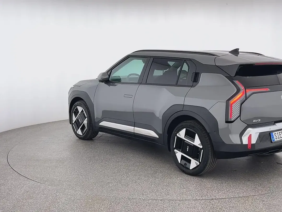 Kia EV3 58 kWh Earth - Thumbnail 5