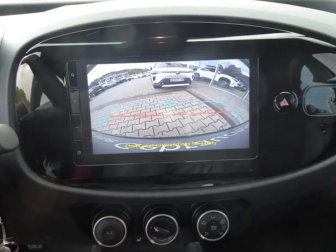 Toyota Aygo X Business Edition - Thumbnail 7
